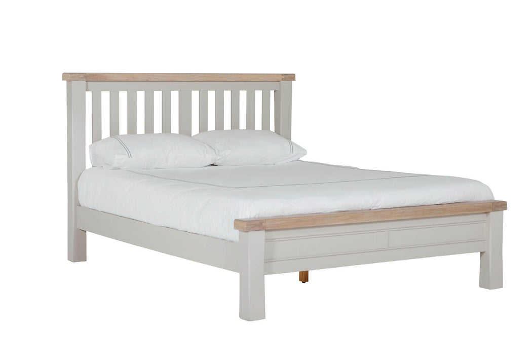 Doune 5' Low Footboard Bed Taupe