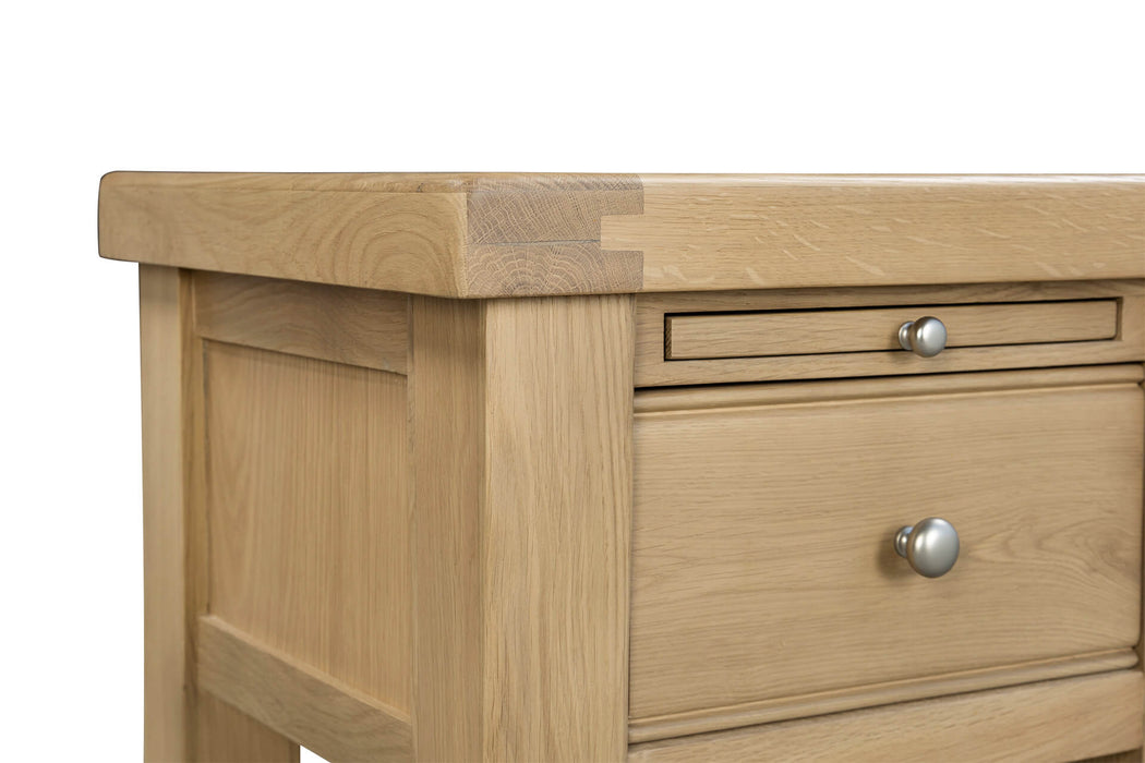 Delaney Lamp Table Oak