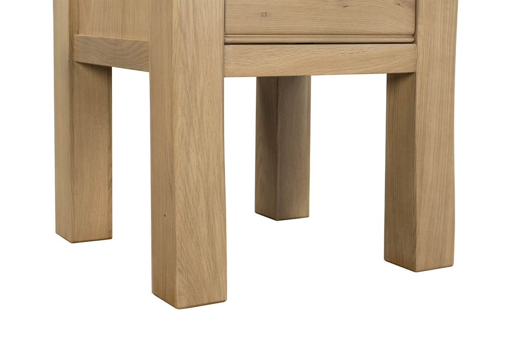 Delaney Lamp Table Oak