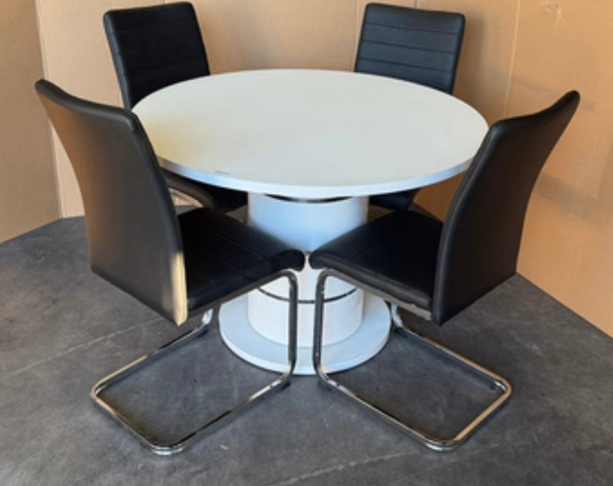 Modena Round Table White Dining Set