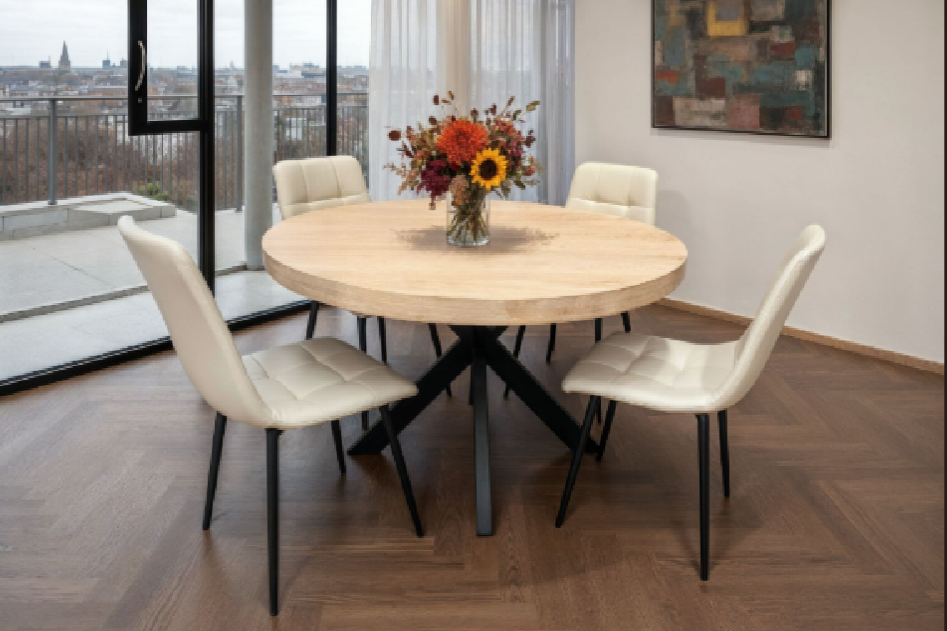 Manor Oak Round Dining Set
