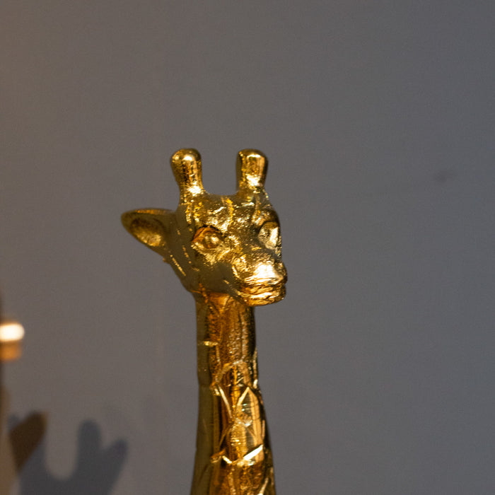 Safari yoga giraffe gold