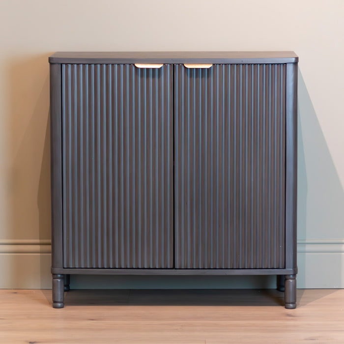 Harman 2 door cabinet