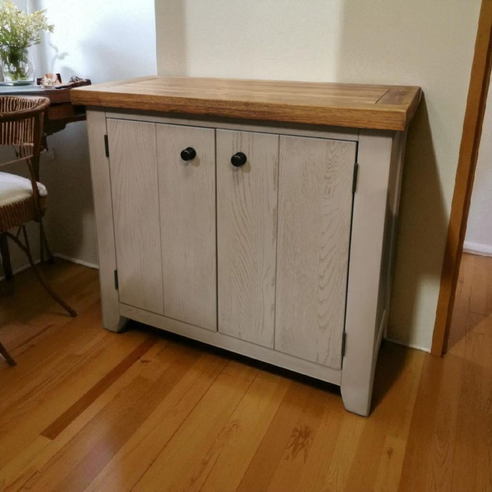 Cornwall Oak 2 Door Sideboard
