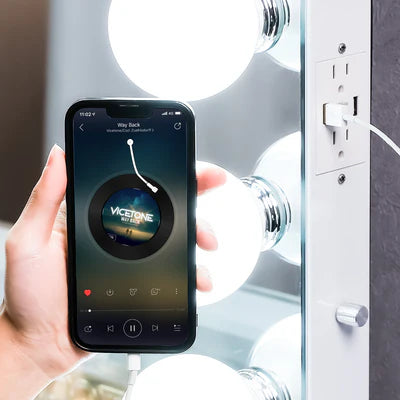 Marilyn Vanity Mirror Pro Max with Eva Vanity Table