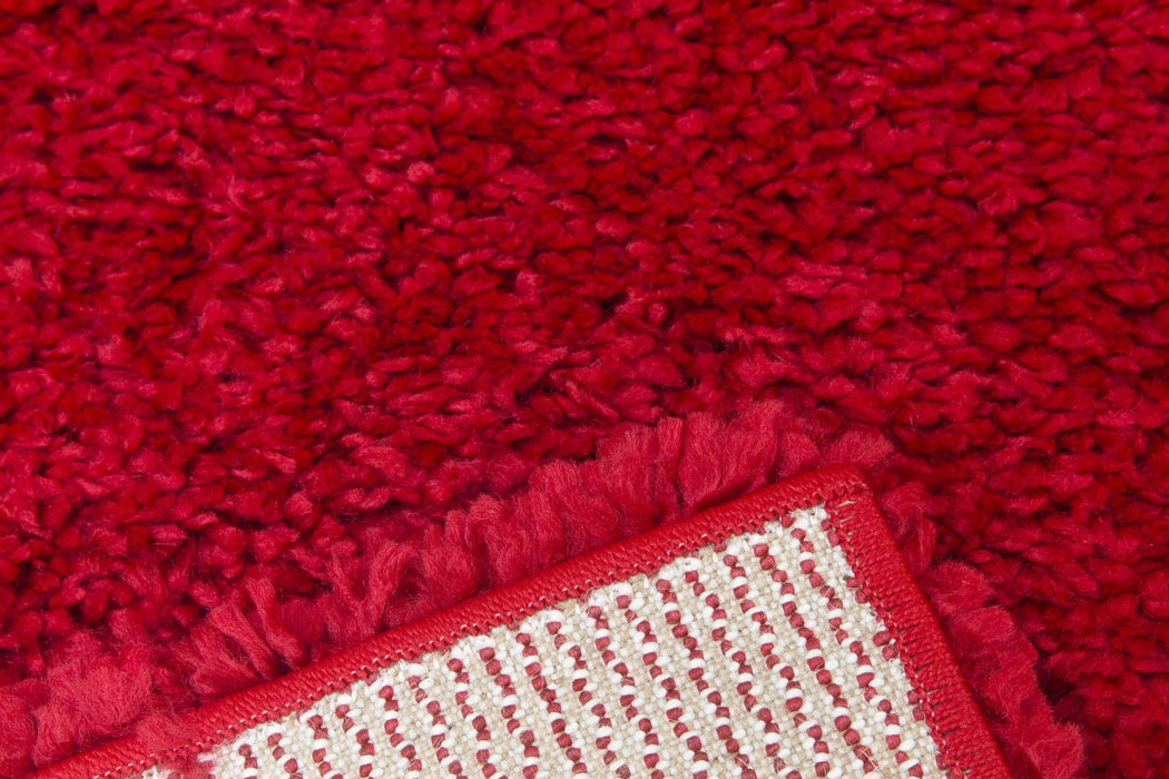 Red Shaggy Rug - Dreams