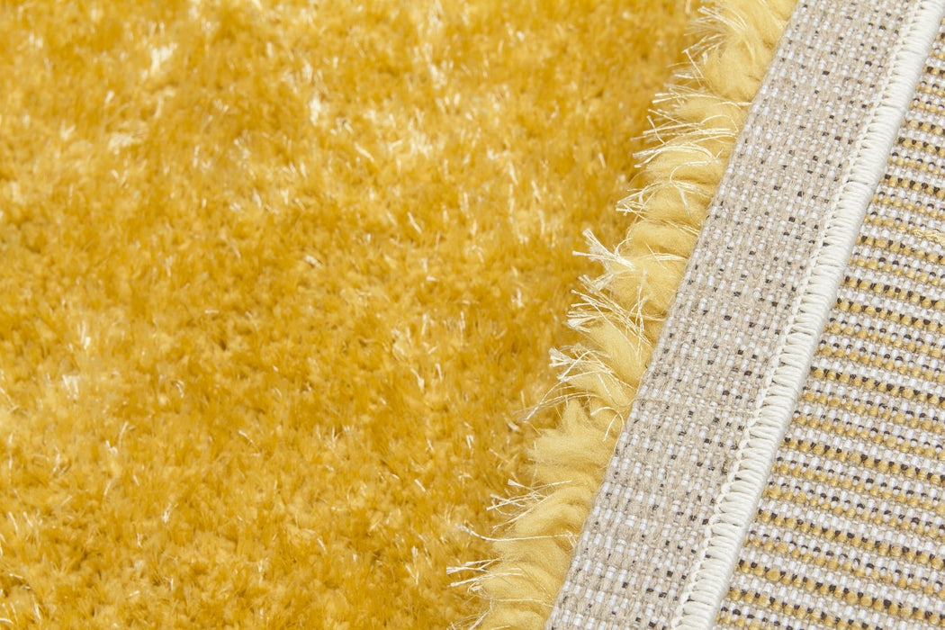 Yellow Shaggy Rug - Plush