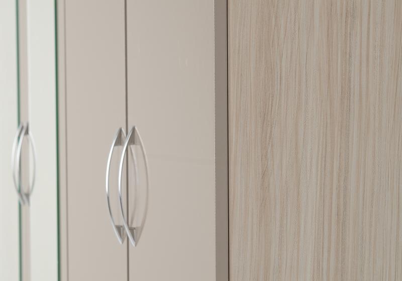 Nevada 4 Door 2 Drawer Mirrored Wardrobe in Oyster Gloss/Light Oak Effect Veneer
