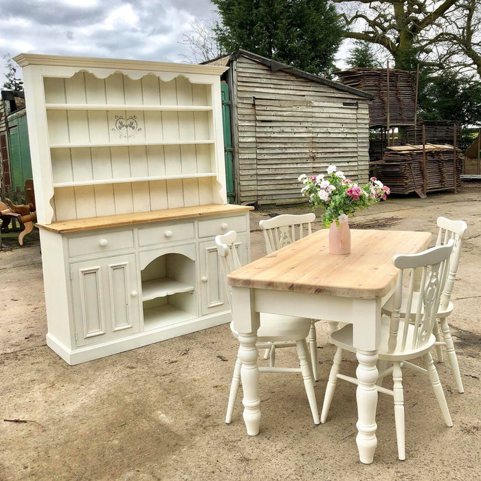 Frenchic Al Fresco Range Cream Dream