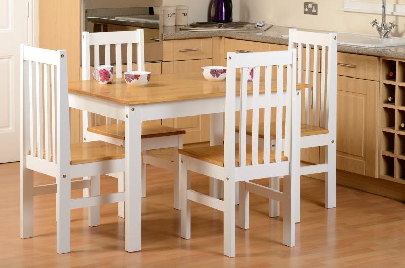Ludlow 1+4 Dining Set in Oak Lacquer/White